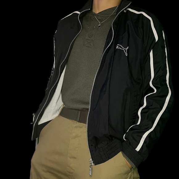 vintage puma light jacket with embroidered sleeve - Picture 3 of 6